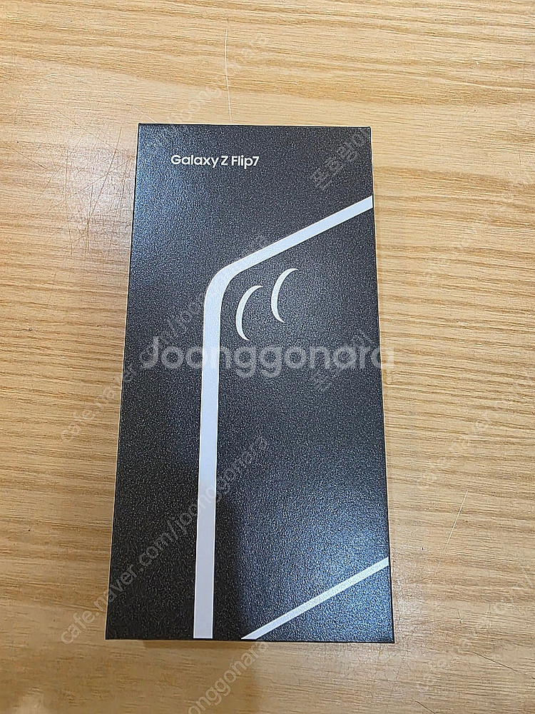 갤럭시z플립7제트블랙512gb 자급제미개봉판매합니다--0