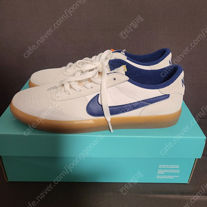 나이키 운동화 270 미사용 ㅡ 45,000 원