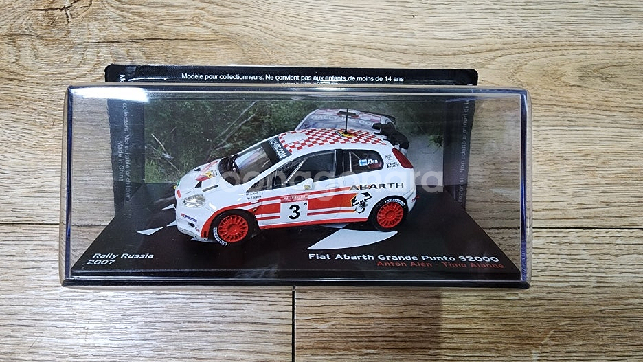 1:43 / DEAGOSTINI / Ford GT, S...--1