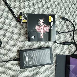 기가바이트미니pc i5 5575r 램12기가 ssd250기가