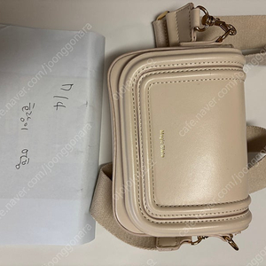 자라 가방 이미지