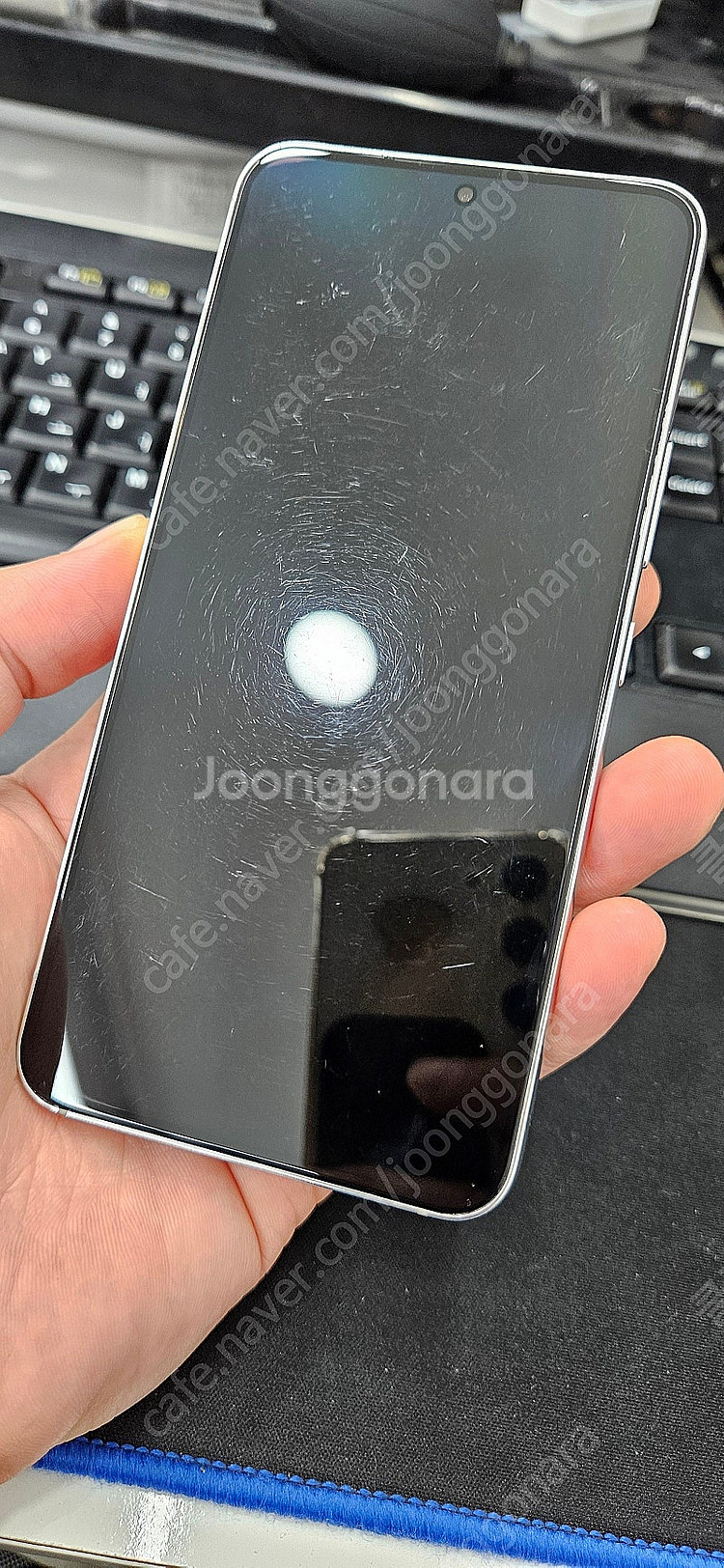갤럭시S22 S901 256G 자급제 화이트 20만 인...--2