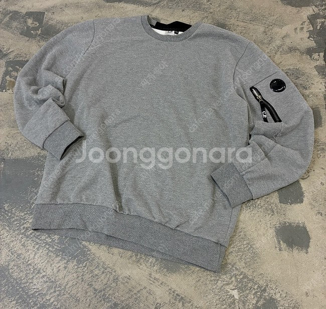 CP컴퍼니 씨피컴퍼니 카고완장 맨투맨 105~110--0