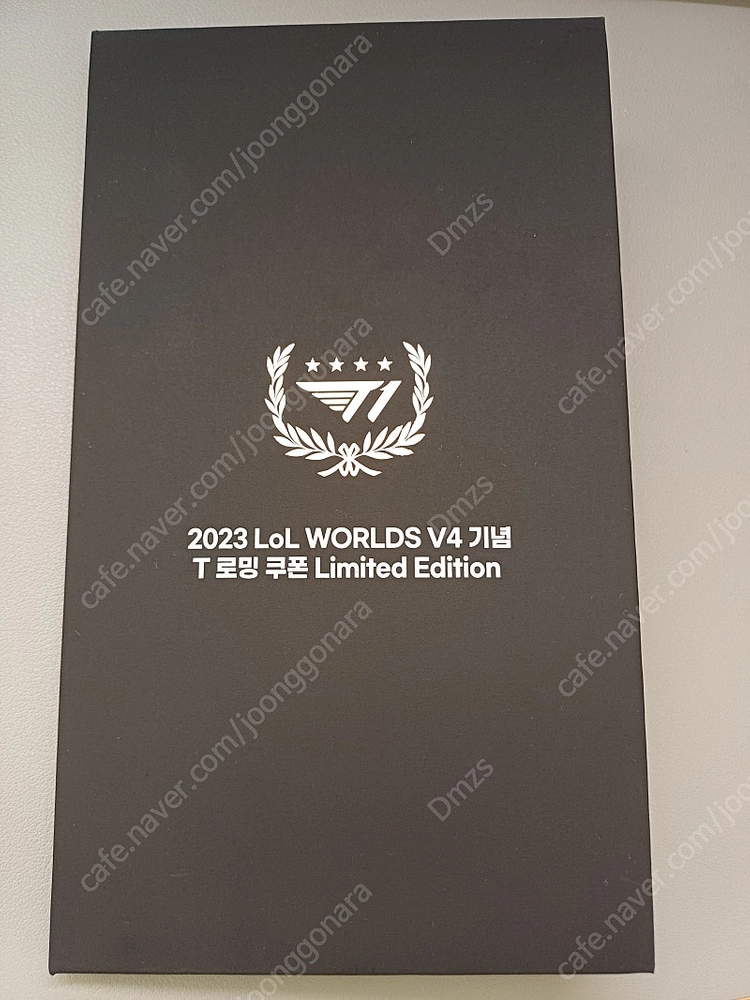 2023 WORLDS 우승 MVP T1 Zeus 한정판 T로밍카드 판매합니다. 이미지