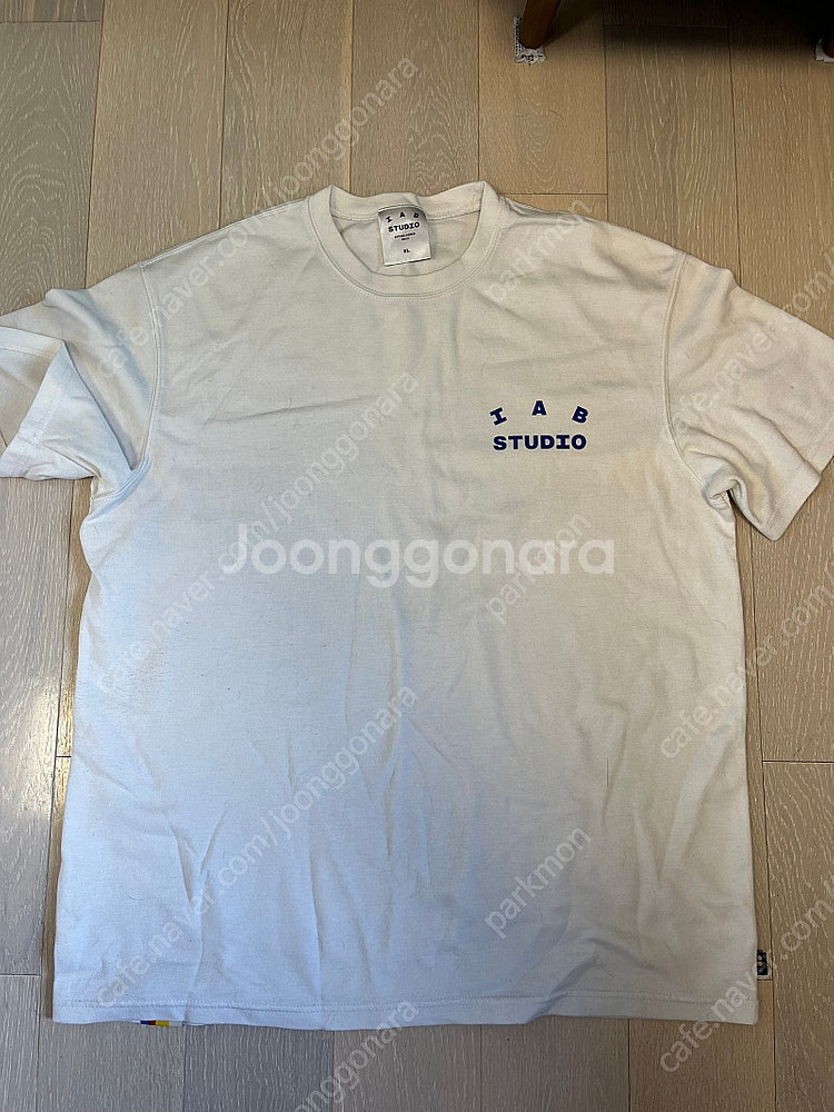 아이앱 10주년 티셔츠 화이트 XL 팝니다--0