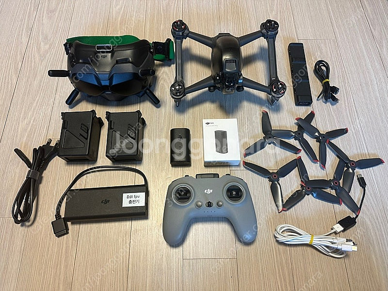 DJI FPV 드론 판매합니다.--0