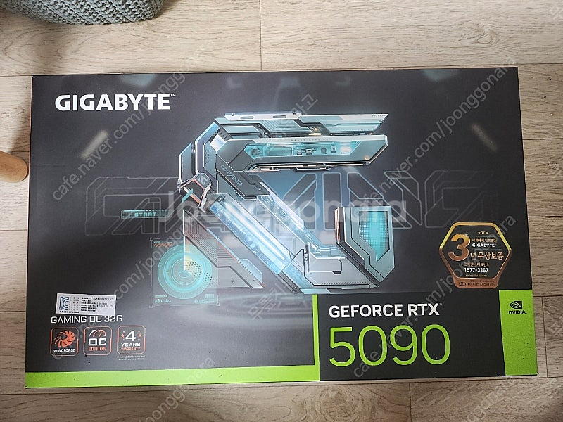 RTX 5090 GAMING OC--0
