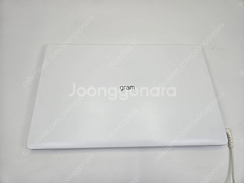 LG 그램 노트북 판매합니다. 8~11세대 상태 굿 작...--1