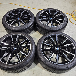 <판매>BMW G바디 861M스포츠 19인치 순정품휠타이어