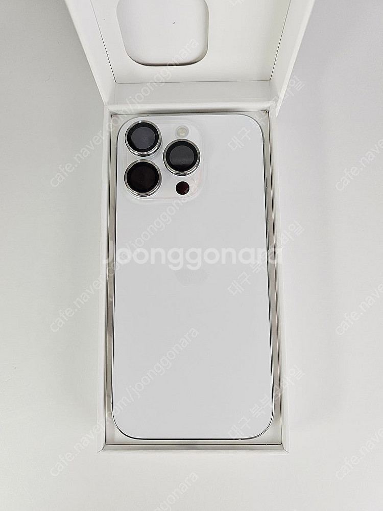 아이폰 16pro 256GB 화이트티타늄 새상품급 공기...--1