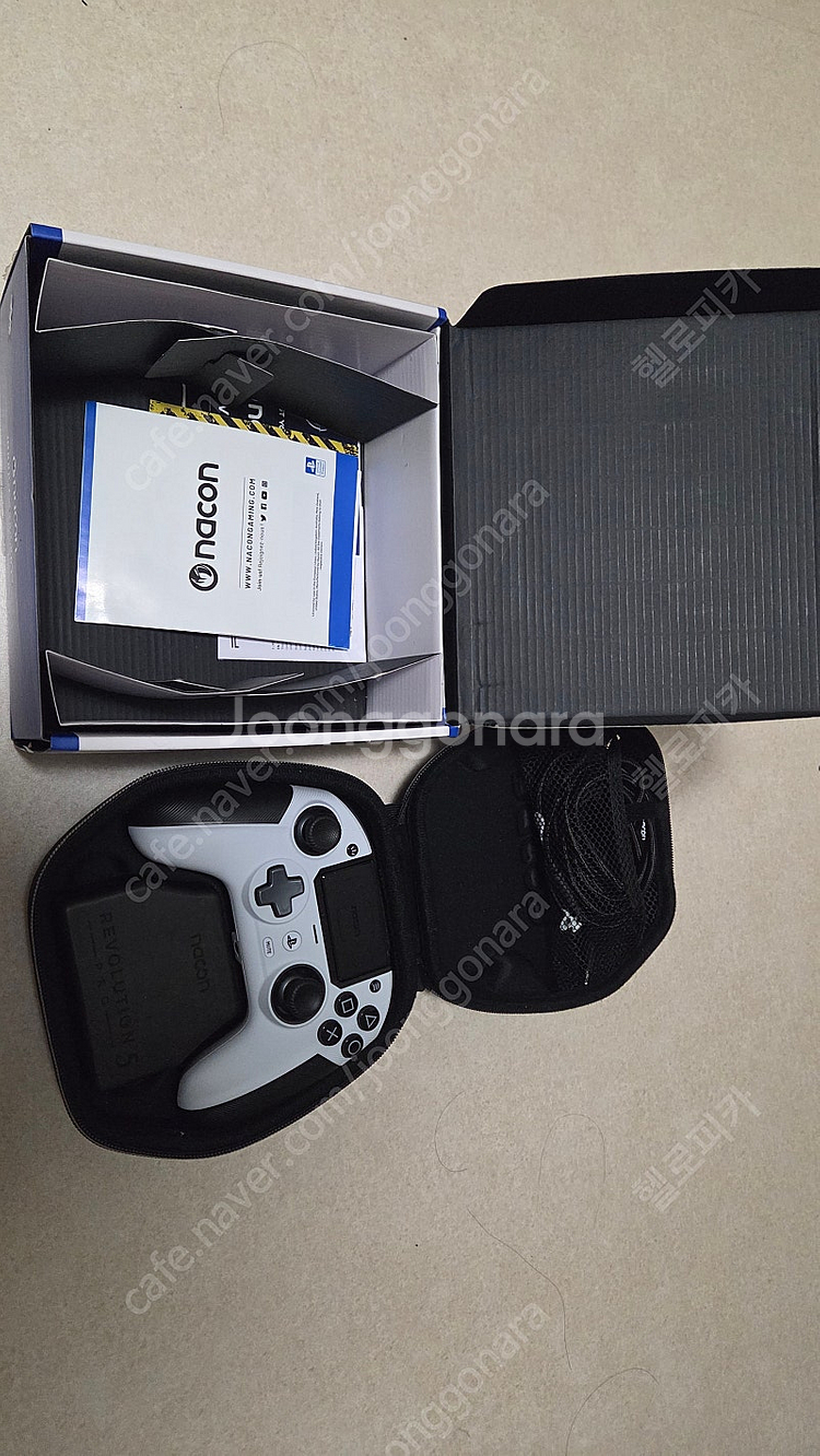 [대전] Nacon Revolution 5 Pro (P...--0
