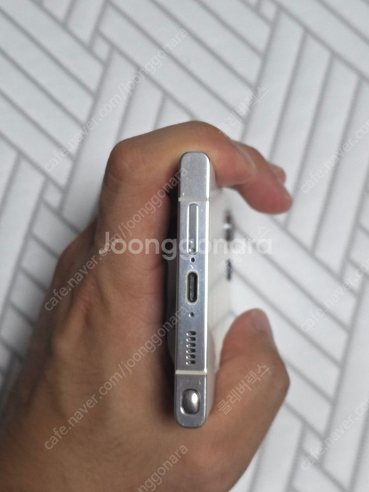 갤럭시S23 울트라 크림 256GB 자급제 팝니다--5