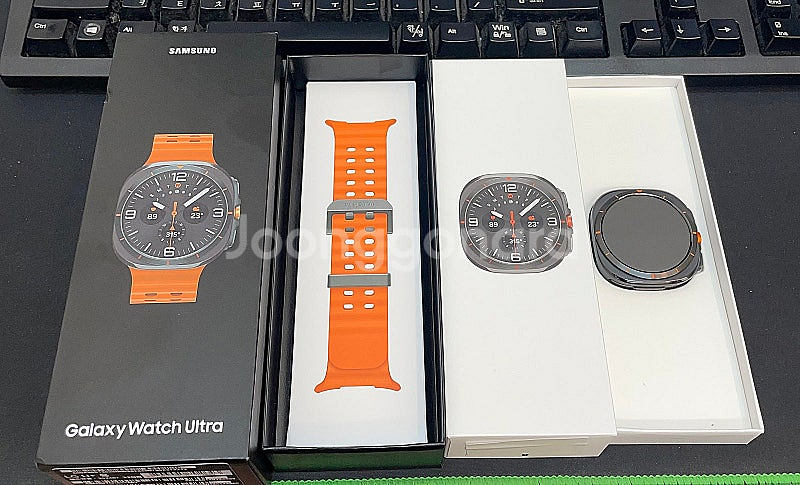 갤럭시워치7울트라 47mm LTE 그레이 상태좋은 풀박...--2