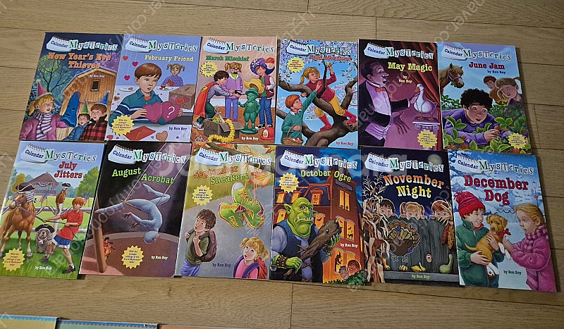 영어 원서들(calendar mysteries, a to z mysteries, mr.men, roald dahl,...--0