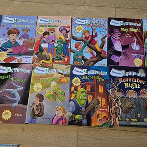 영어 원서들(calendar mysteries, a to z mysteries, mr.men, roald dahl, ready freddy, my weirder school, an