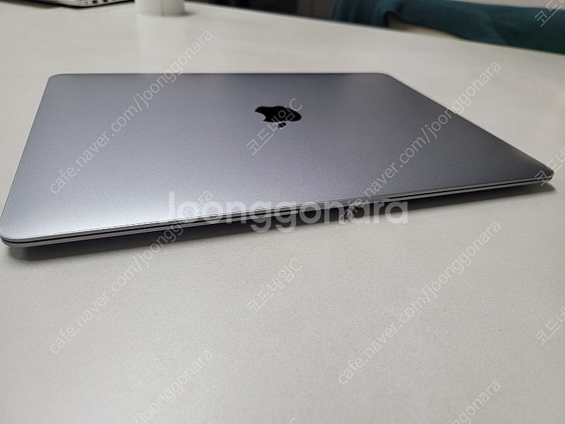 맥북 에어 M1 스페이스 그레이 8GB 256GB 팝니...--5