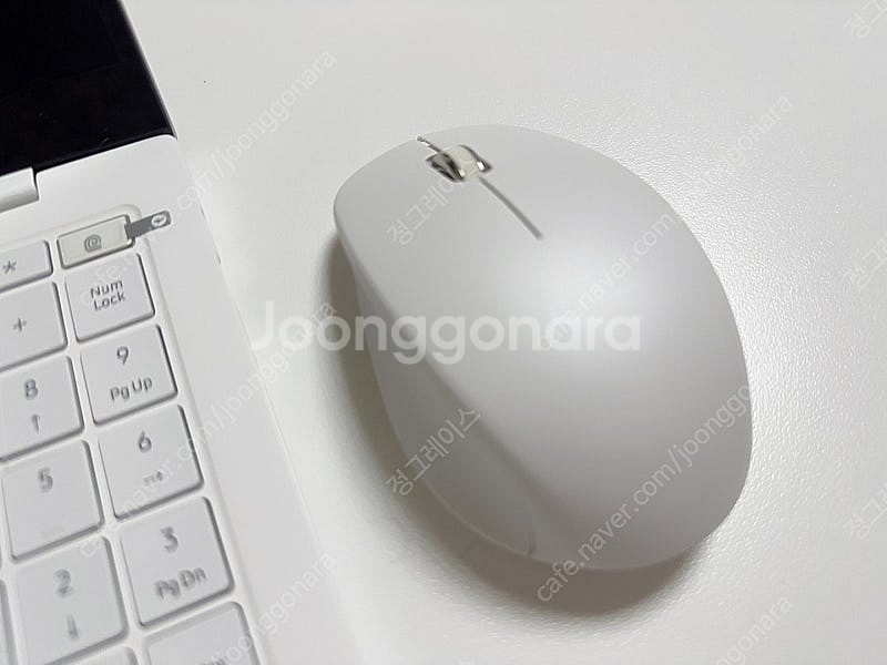 삼성갤럭시북NT950XEE--3