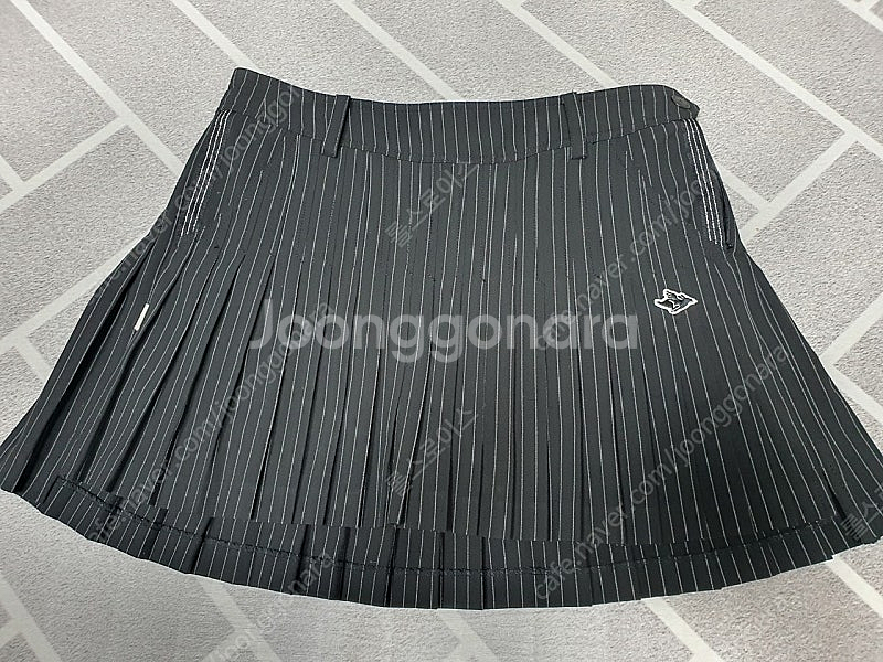 파리게이츠 플리츠 큐롯 스커트--1