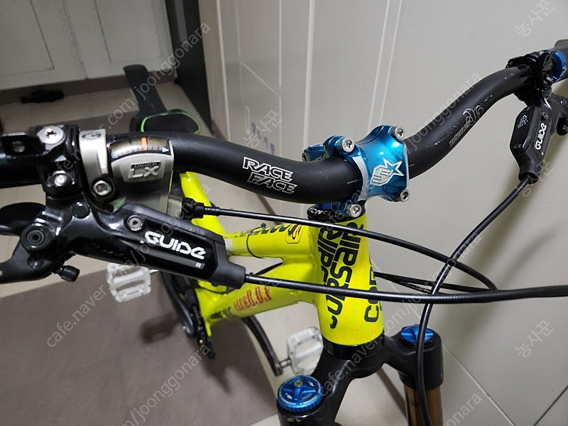 커세어바이크 27.5인치 풀샥 MTB 자전거 쨍한 형광 이미지