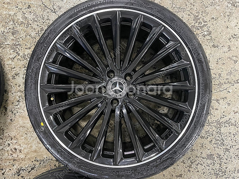 [판매]벤츠 CLS450 AMG 20인치 휠타이어--3