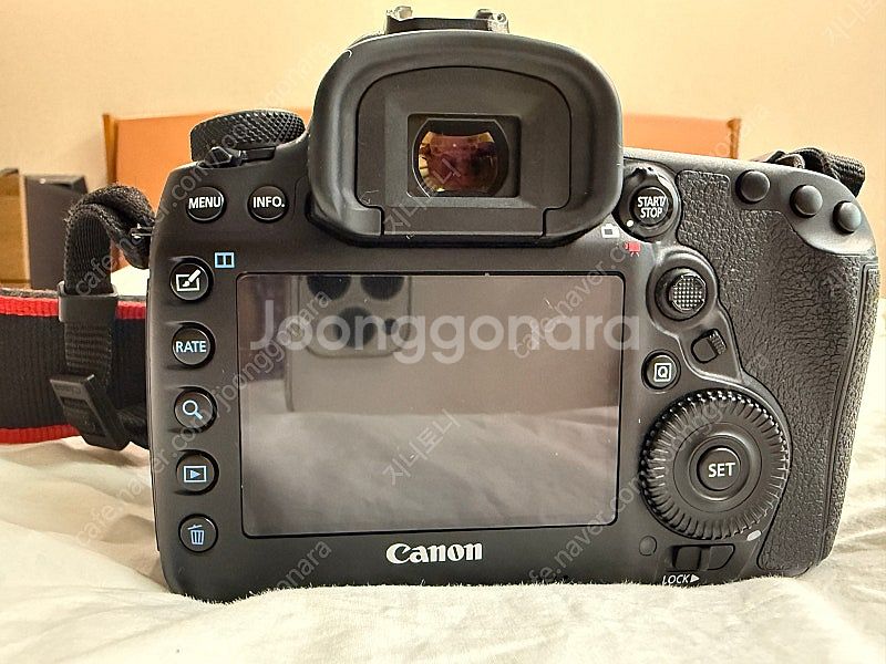 캐논 EOS 5D Mark IV와 24-70신계륵렌즈--2