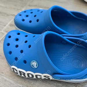 크록스 j 1