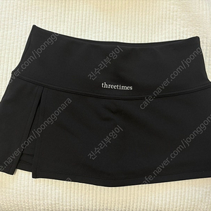 쓰리타임즈 threetimes / Athletic slit skirt