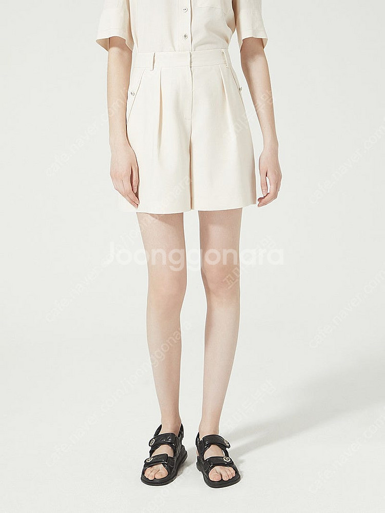 ZOOC 주크 쥬크 버튼포인트 턱 쇼츠 반바지 새상품--4