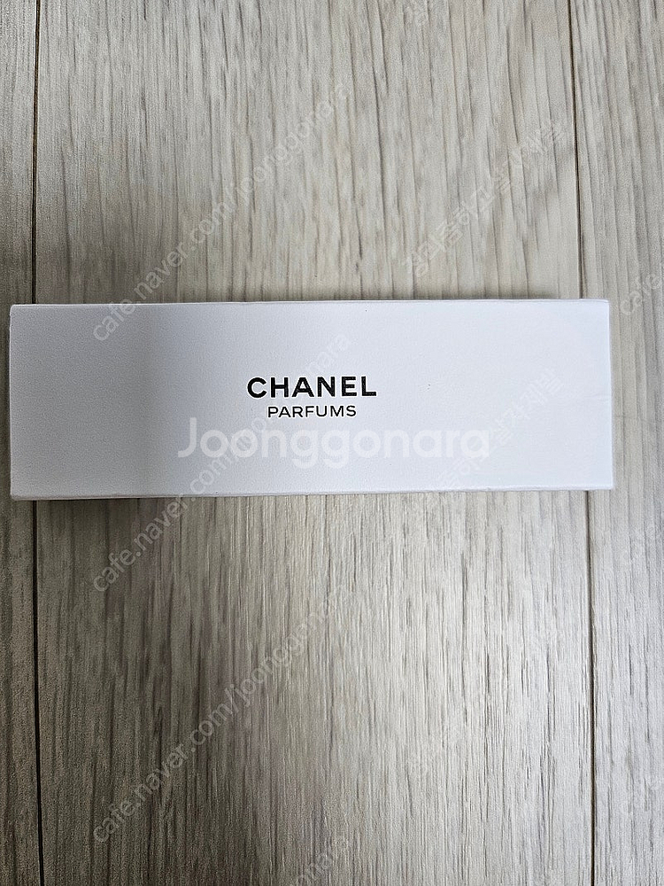 정품) 새상품 샤넬 키링 참 (코스매틱)--2