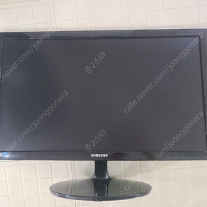 삼성모니터 24인치 LED 팝니다.