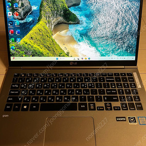 LG 그램 2018 15ZD980 i5 16GB 풀옵션 소프트웨어 정품 포함 상태좋음