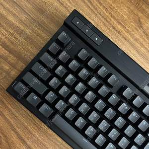 커세어 K70 RGB Pro 104키 갈축 팝니다 / [CORSAIR] 유선 기계식 키보드, K70 RGB Pro 104키, 넌클릭 갈축 [블랙/USB]