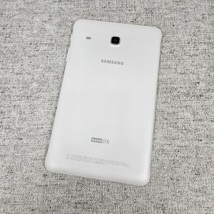T375 갤럭시 탭E 화이트색상 16G 5만원 판매합니다.외관깔끔