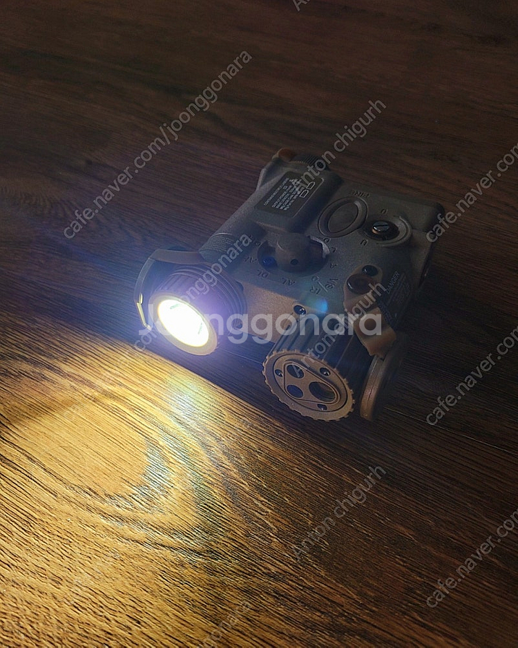 홀리워리어 m2 및 acog 소모기어 peq16b 팝니...--3
