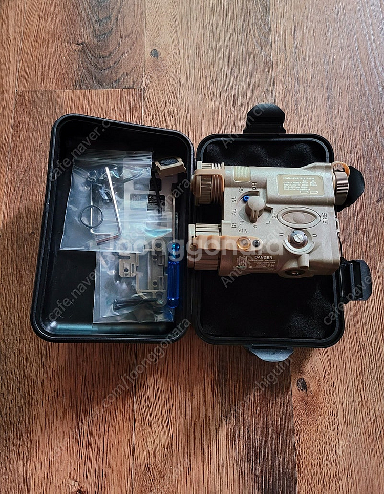 홀리워리어 m2 및 acog 소모기어 peq16b 팝니...--8