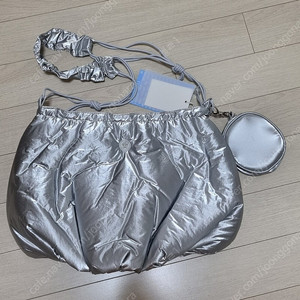 타입서비스 글로시 셔링 호보백Glossy Shirring Hobo Bag