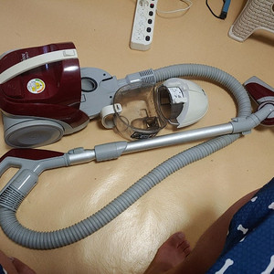 엘지 싸이킹 500w 유선 진공 청소기 팝니다. 부산 해운대