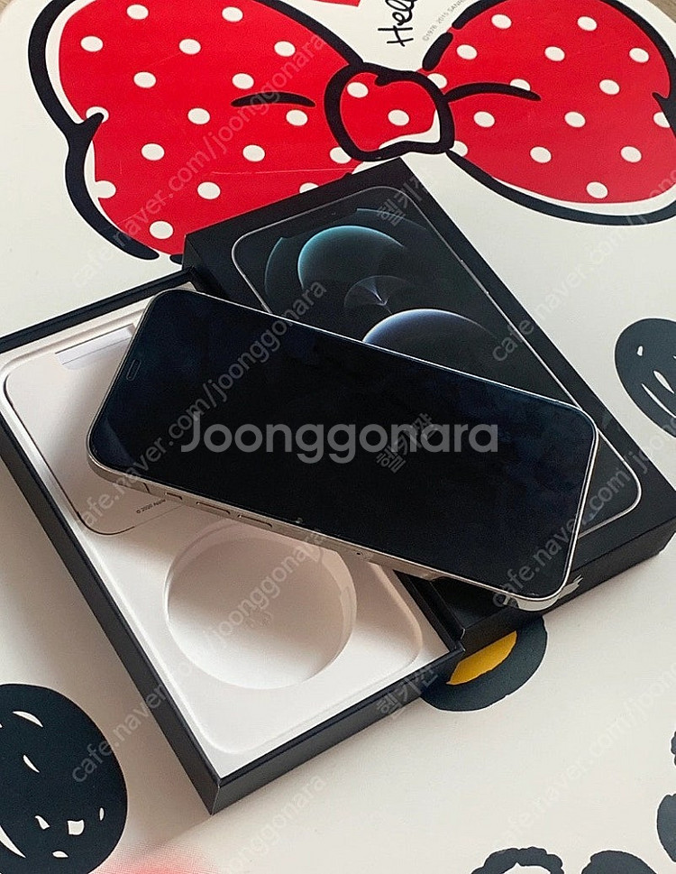 아이폰 12 Pro 화이트 색상 판매합니다--0