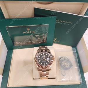 롤렉스 gmt 루트비어 금통 판매합니다.