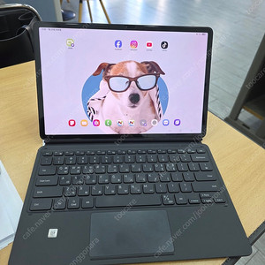 램16기가.갤럭시탭s8+ 512기가.정품키보드커버