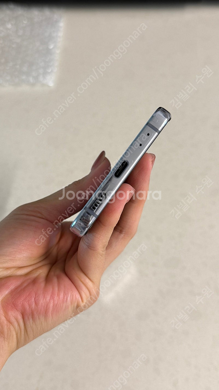 갤럭시 Z플립4 256G SKT 팝니다.--6