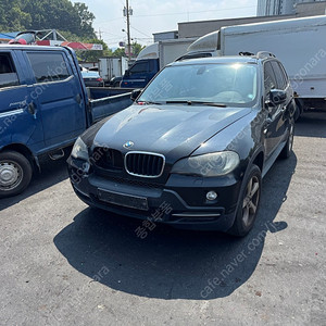 BMW X5 E70 부품차 각개합니다 헤드라이트,앞범퍼,뒷범퍼,휀다,본네트,문짝,휠타이어,후미등,미션,내장재,시트,센터콘솔ABS,ECU,TCU,사이드미러,데후,트렁크,데후,엑슬