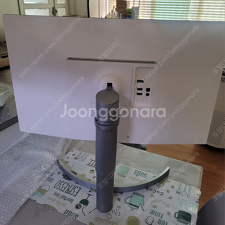 (서울 직거래) LG 27인치 4K UHD 27UL65...--1