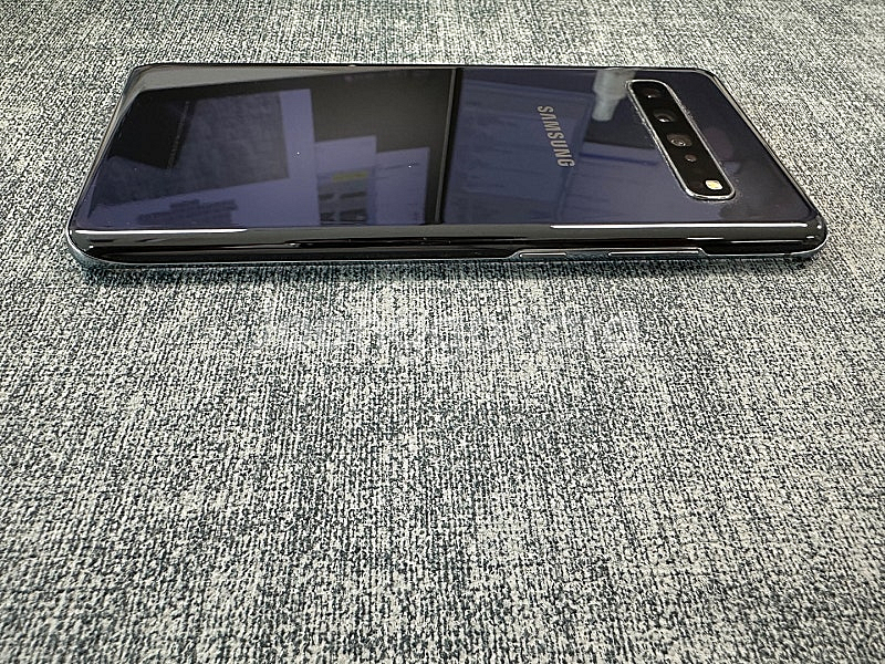 갤럭시S105G 256기가 블랙색상 파손없는 가성비 단...--5