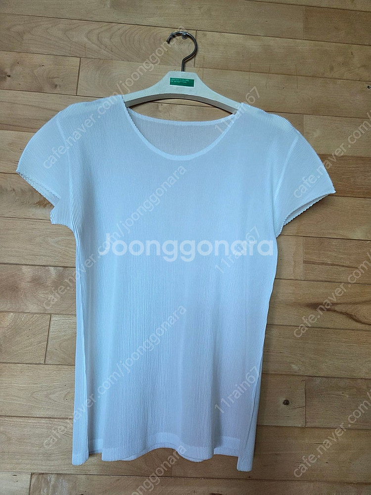 플리츠플리즈 라운드 미스트 21만 원--0