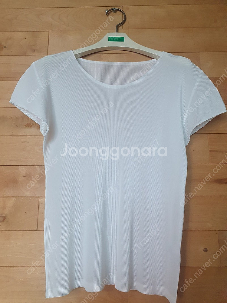 플리츠플리즈 라운드 미스트 21만 원--5