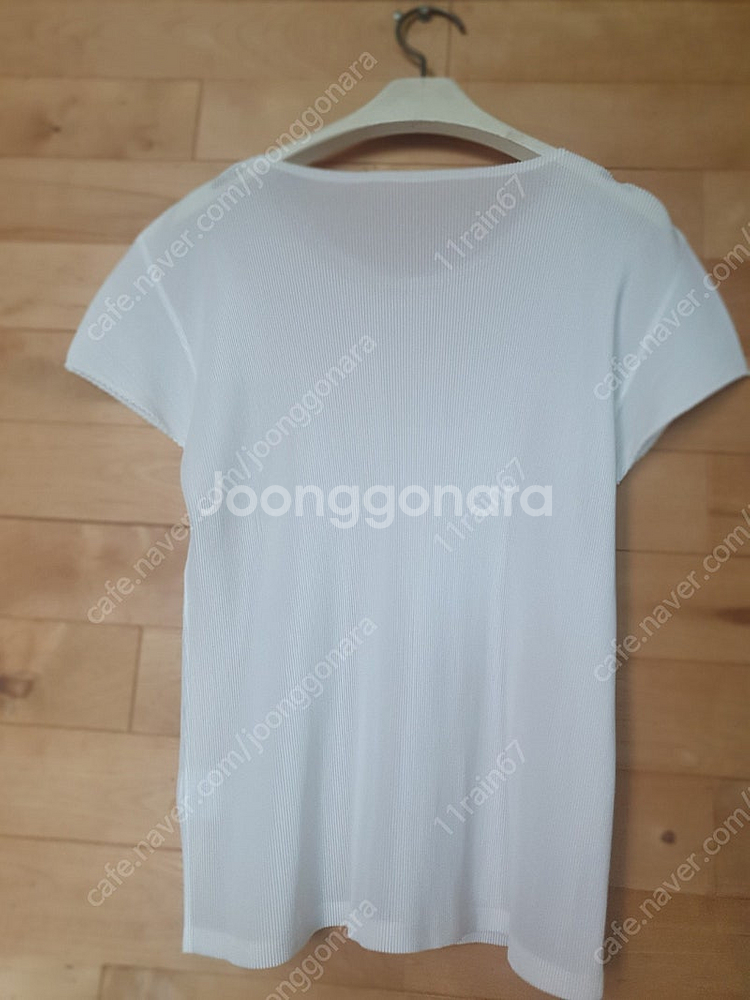 플리츠플리즈 라운드 미스트 21만 원--6