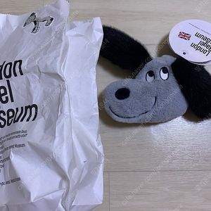 런던베이글 뮤지엄 아도리 강아지 키링 새상품 팝니다.