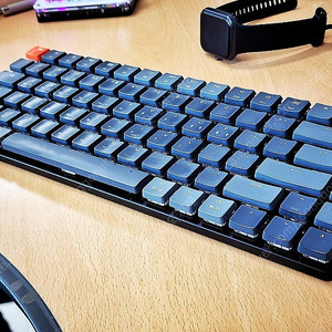키크론 K3 로프로파일 RGB 키보드