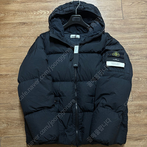 스톤아일랜드 22fw 크링클랩스 패딩 블랙 L